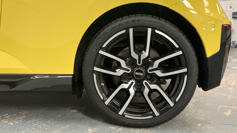 MINI Cooper 135kW E Sport 41kWh 3dr Auto Electric Hatchback